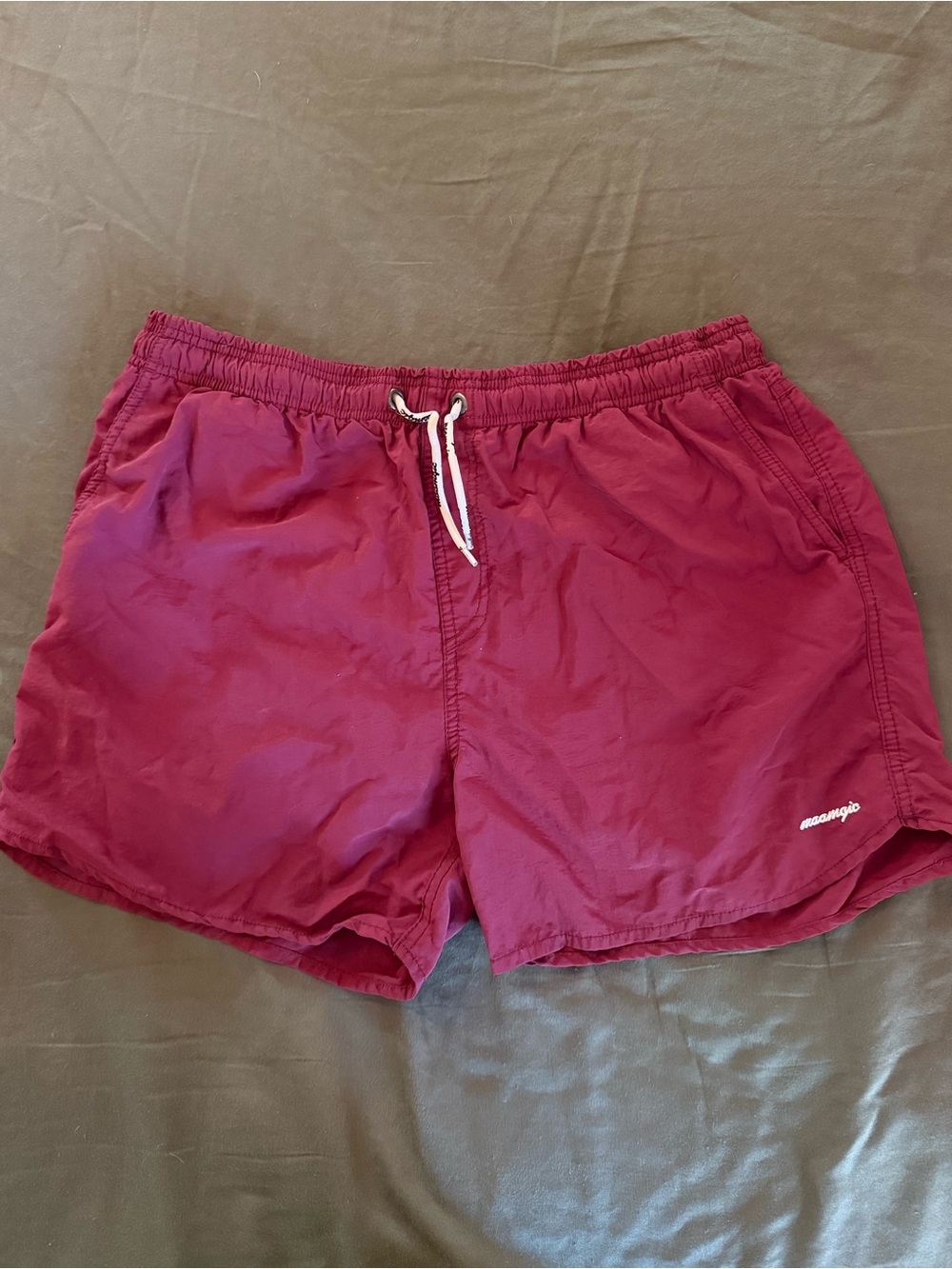 Men's burgundy Elastic-Waist Swim Trunks with Drawstring